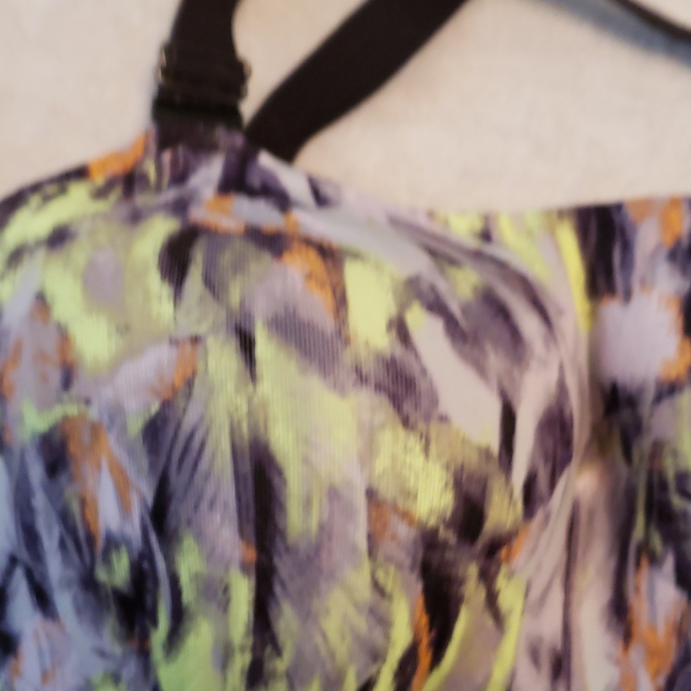 Victoria's secret sports bra - Picture 2 of 10
